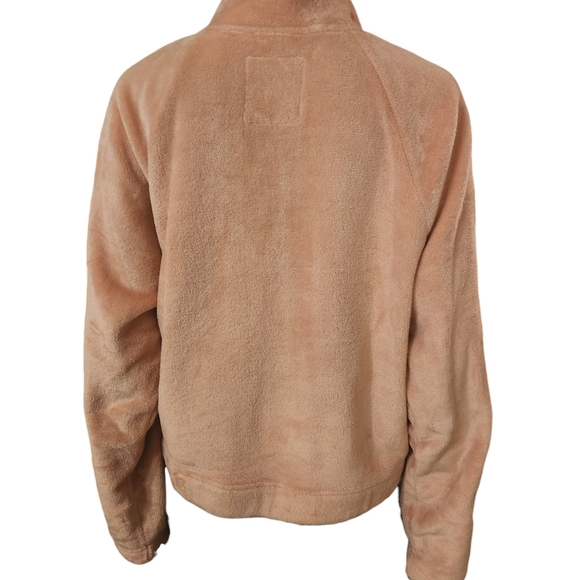Beautiful like new Hollister peachy pink plush pullover size M - Picture 5 of 6